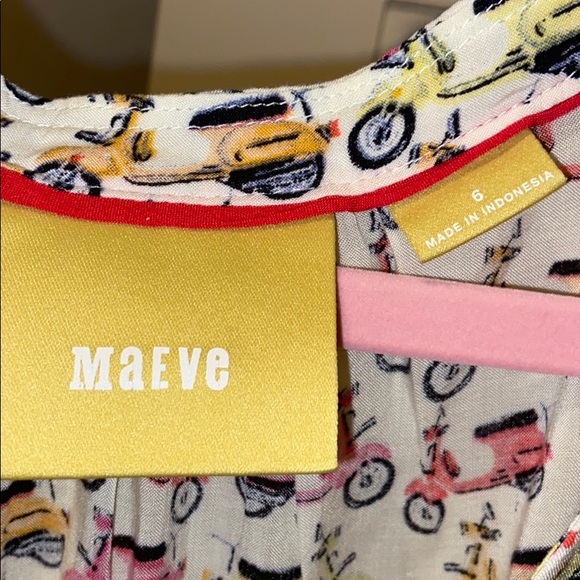 cute moped blouse - Picture 4 of 4